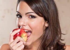 रोज़ एक सेव an apple a day fayde labh gun upyog